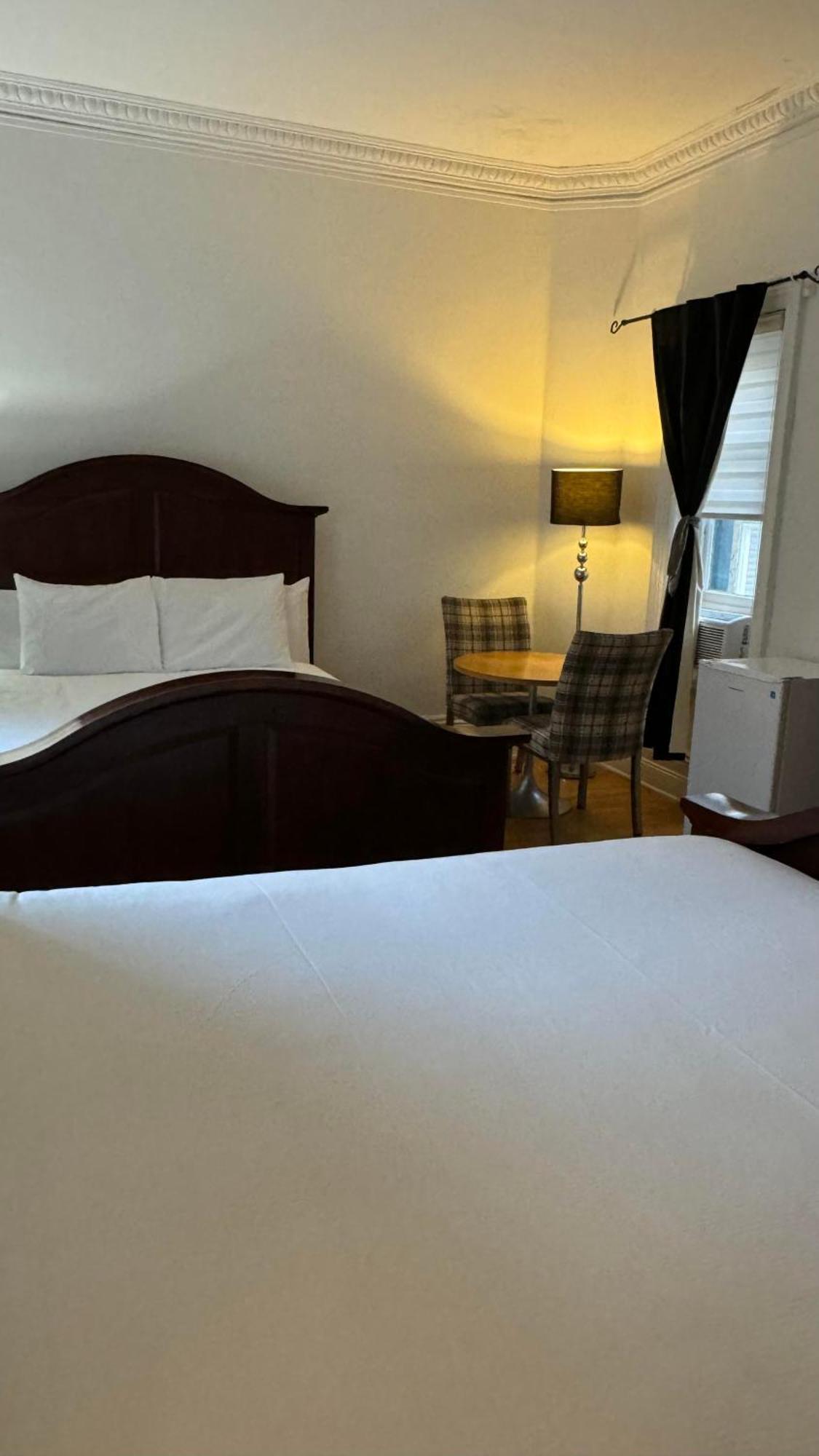 E-Hotel Des Grisons Квебек Экстерьер фото